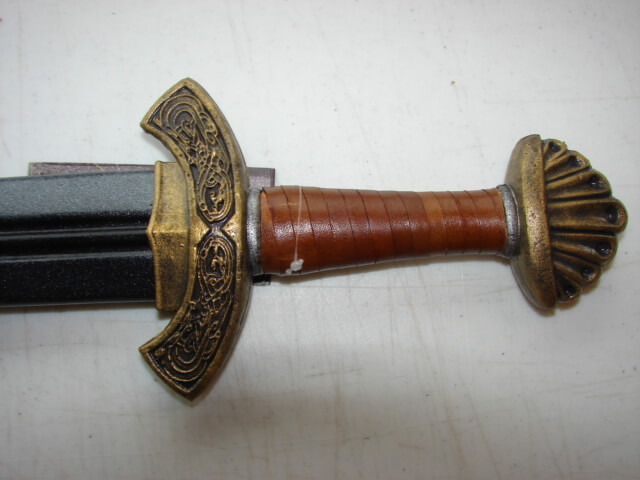 Hilt 2