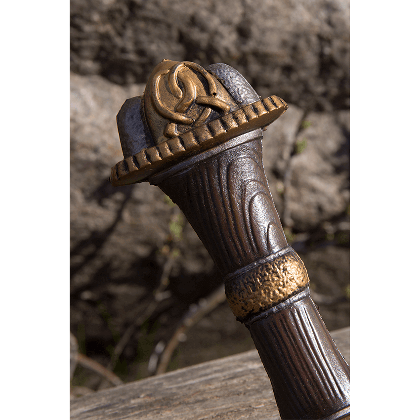 Pommel 2